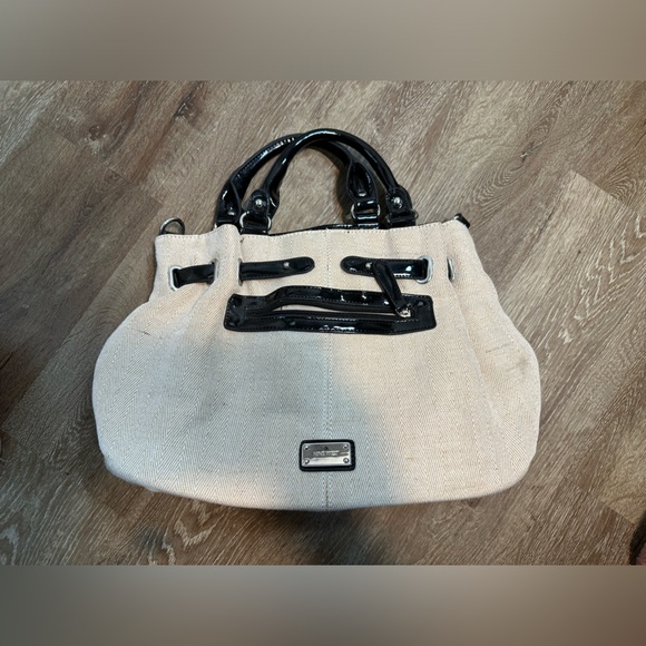 Nine West Faux Leather Exterior
Beige and black Bags & Handbags - Picture 7 of 11